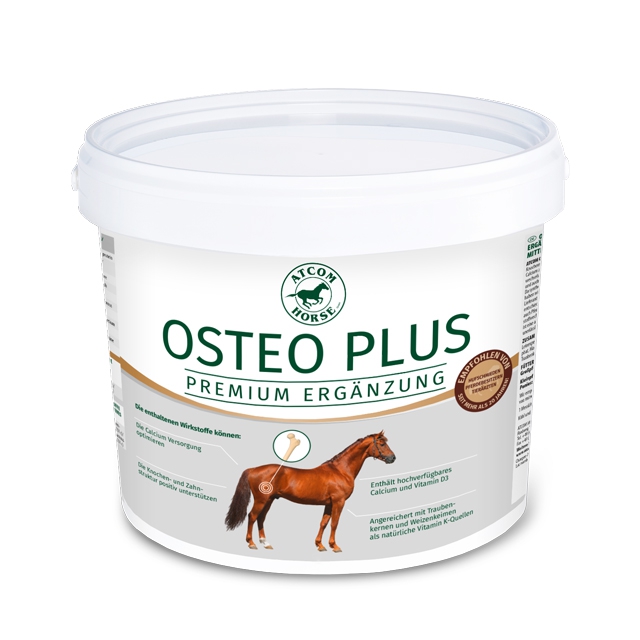 Osteo Plus Premium Ergänzung für Pferde Eimer mit Osteo Plus, einer Premium-Ergänzung für Pferde, mit Abbildung eines Pferdes und Informationen zur Anwendung.